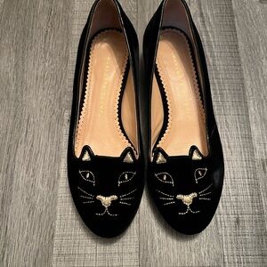 Like new Charolette Olympia cat flat